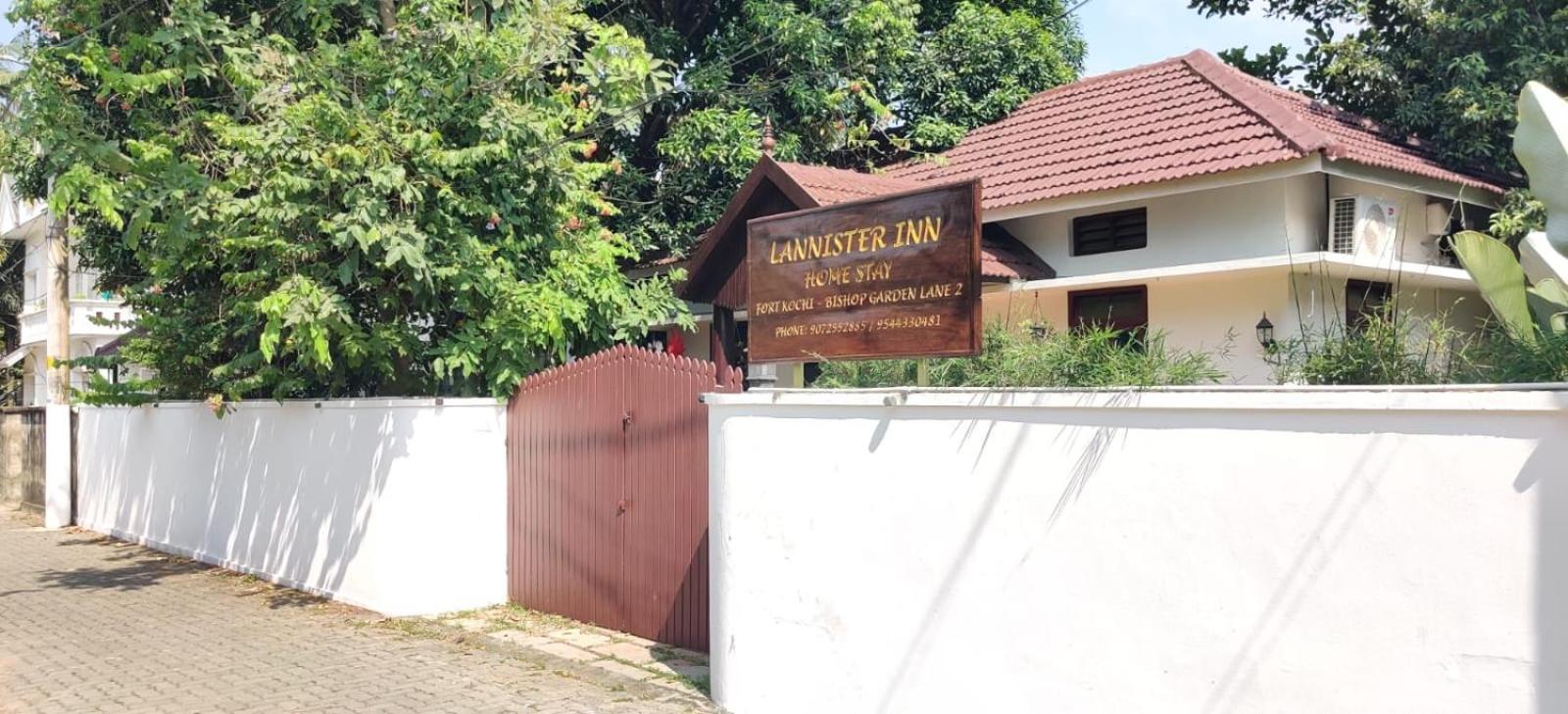 Lannister Inn Kochi Kültér fotó